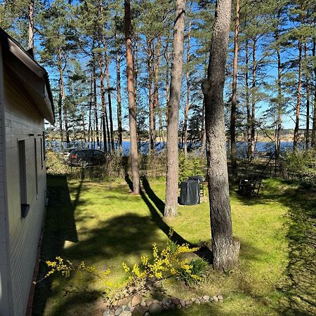 River Bank Vacation Home Jūrkalne Exterior foto